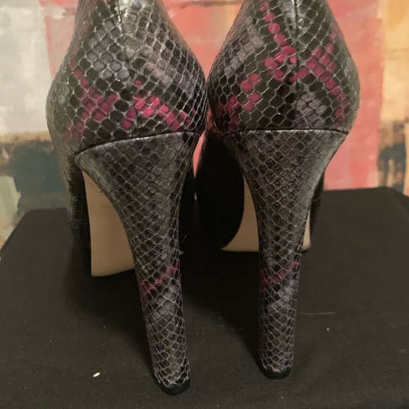 Brian Atwood Bfsavita Platforms - Picture 2 of 6